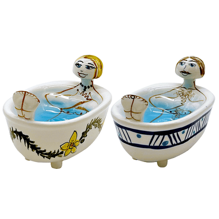 Pair of Michelangelo & Bianca Bath Soap Dishes